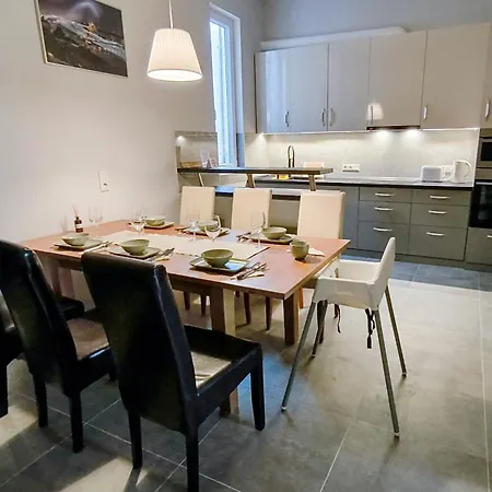 Corvin Point 31 *